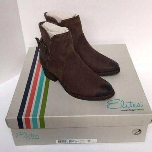 Walking Cradles Elites Gaston Brown Distressed Booties New - Picture 2 of 8